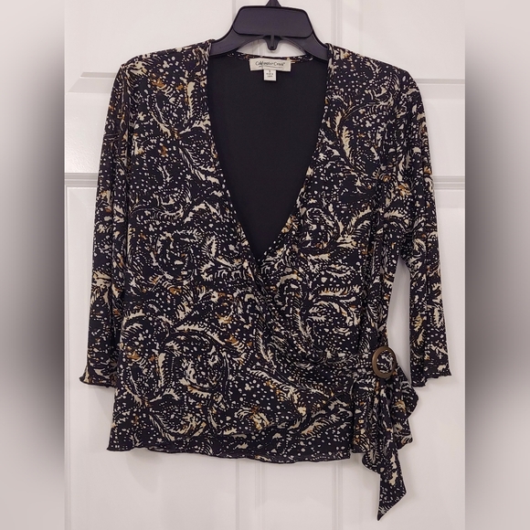 COLDWATER CREEK | Small Black/Cream/Gold Wrap-around Blouse. 3/4 Length Sleeve - Picture 3 of 8